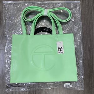 Medium Double Mint Telfar 💚